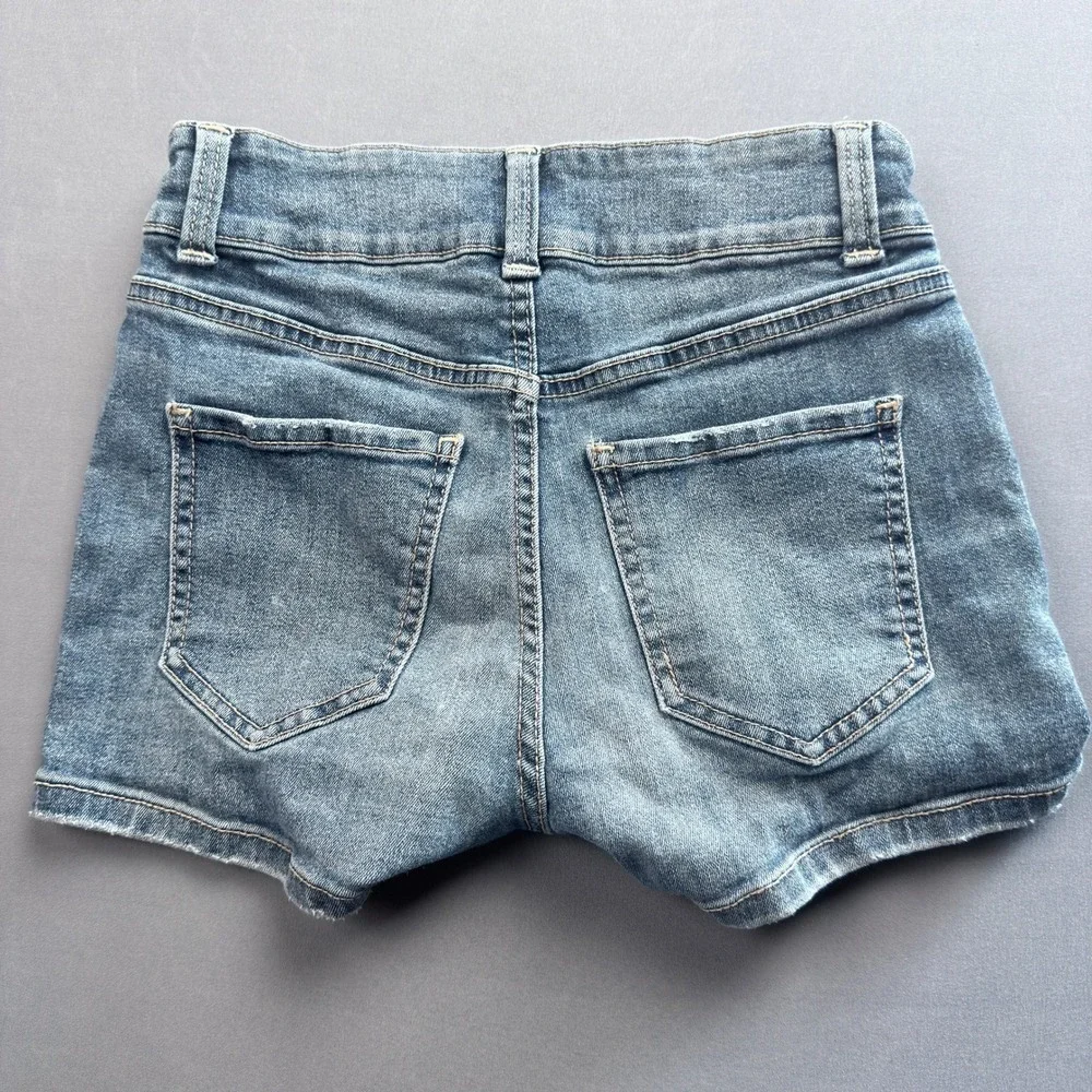 No Boundaries Light Wash High‎ Rise Denim Jean Shorts juniors 1